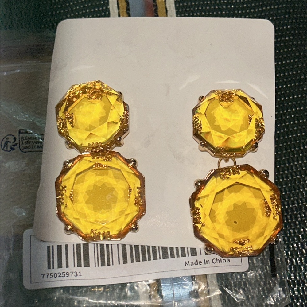 Costume Jewelry | Earrings | 
Color: Amber/Yellow | Condition: NWT | Rubber Back